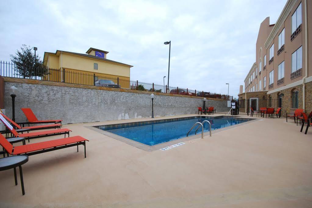 Holiday Inn Express & Suites Gonzales By Ihg Kültér fotó